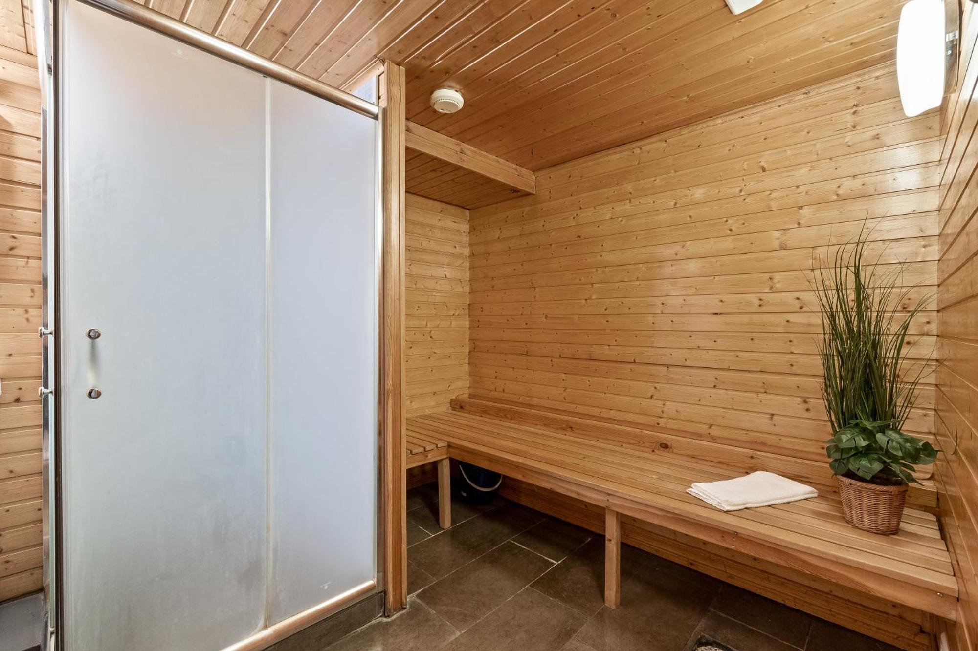 Massive Villa In Downtown Reykjavik With A Sauna 외부 사진