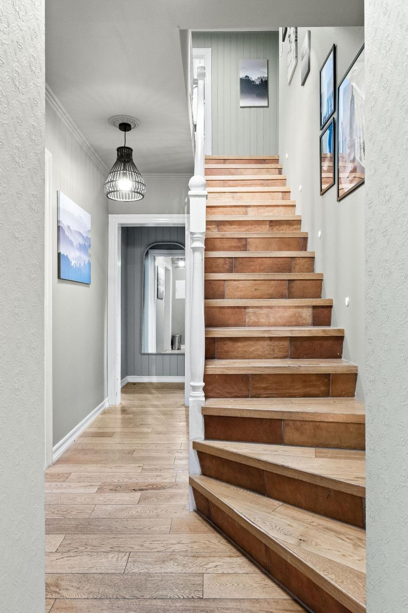 Massive Villa In Downtown Reykjavik With A Sauna 외부 사진